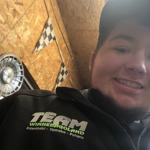 Meet your Posher, Dylan